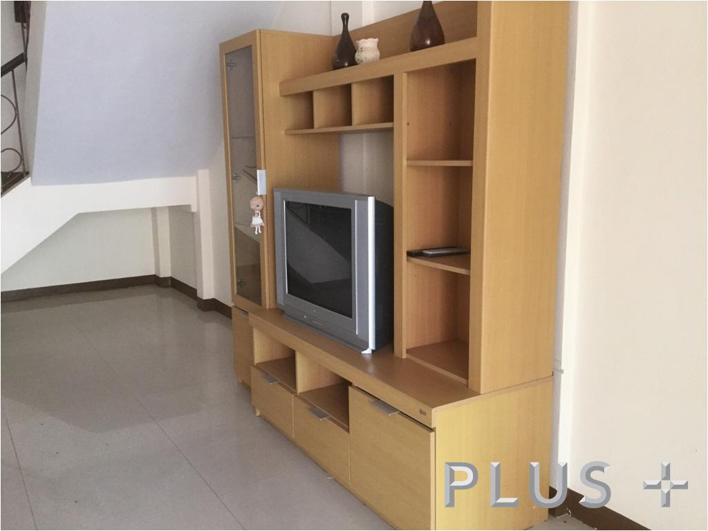 Full furnished townhouse 5 min to city