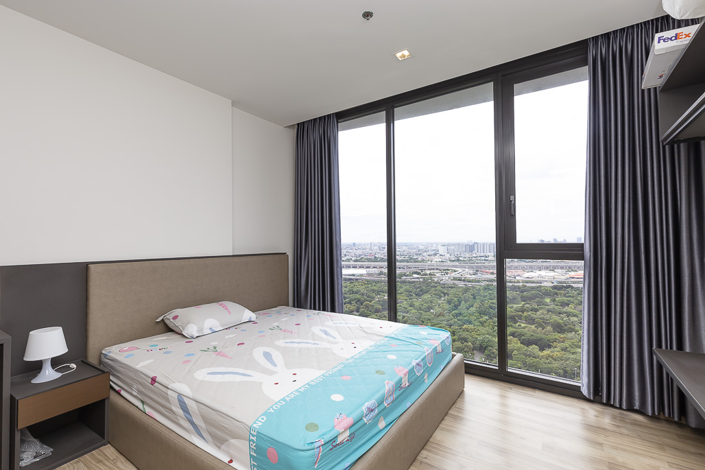 The line Jatujak Mochit ,exclusice park view corner unit with private living space