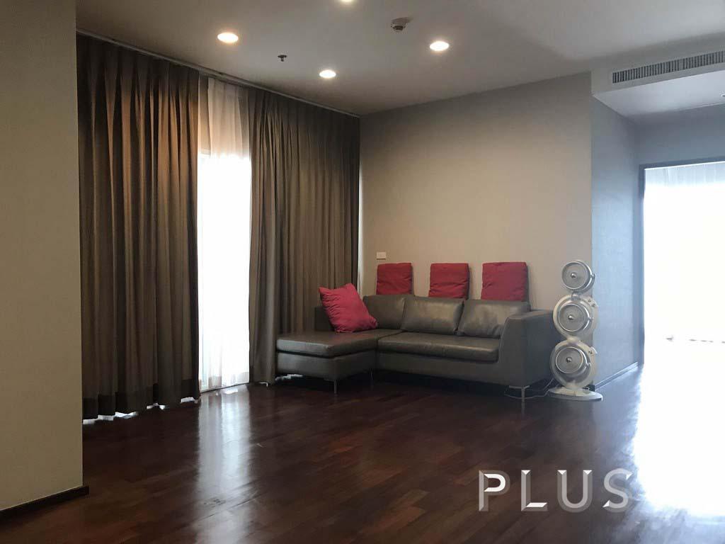 Condo in Thong Lo near hang out area