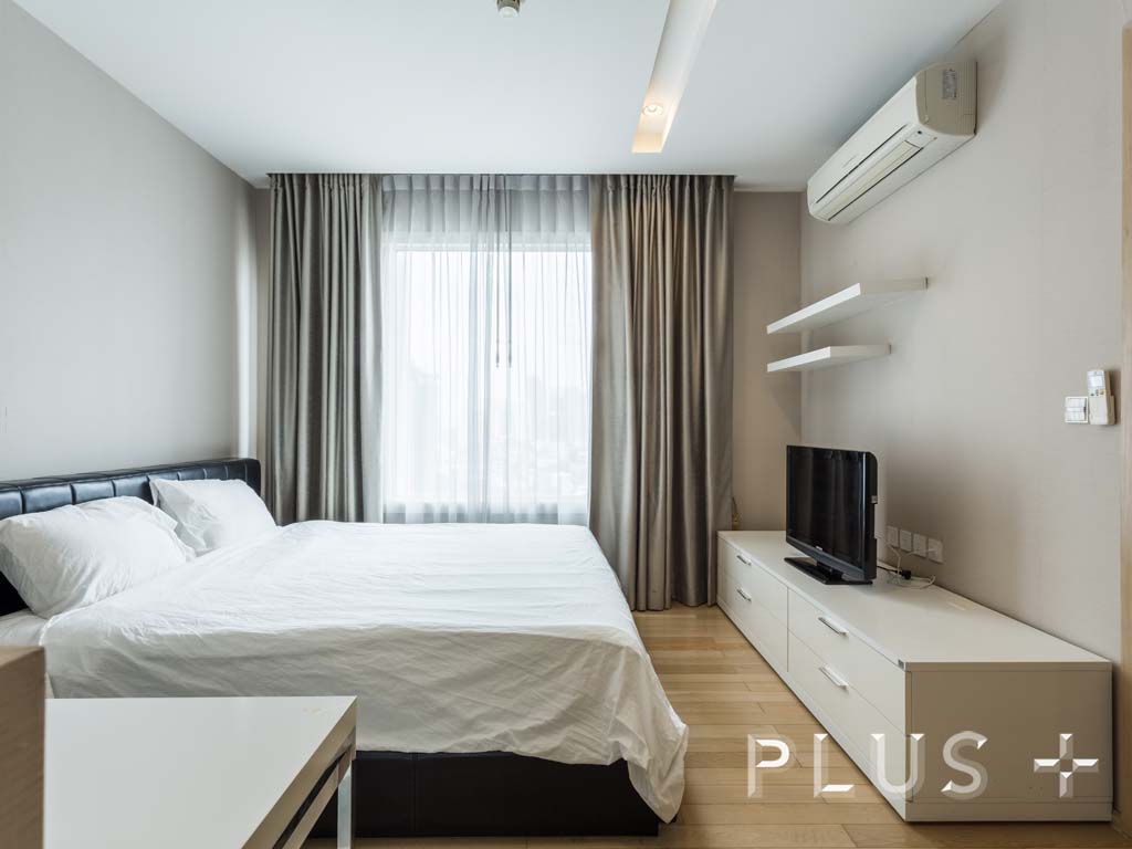 Redecorated room 3 minutes BTS Thonglor