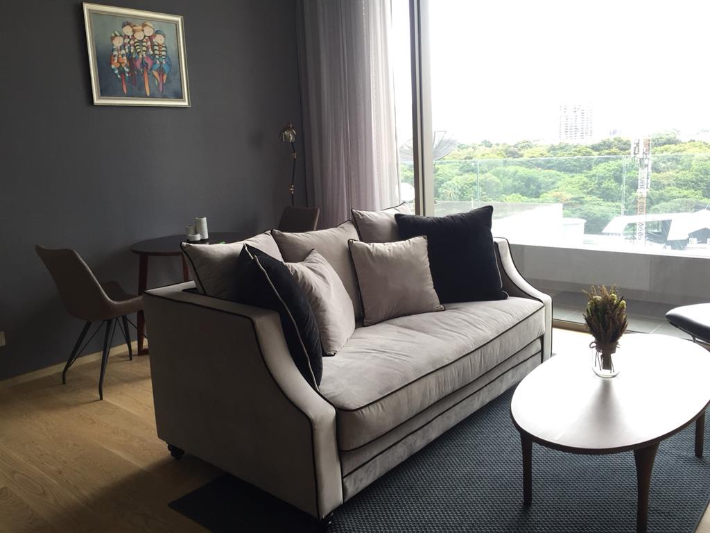 Super Luxury Condominium, near BTS MRT  Lumpini station 
