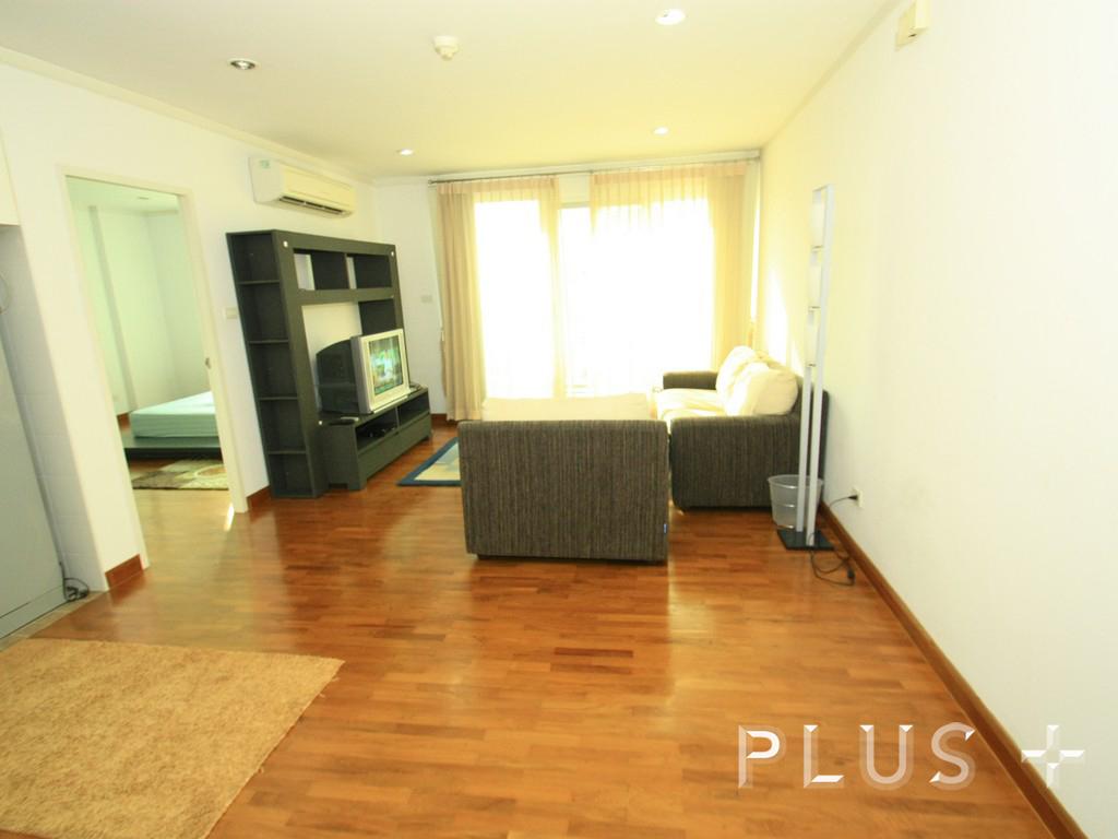 Baan Siri Yen Akat, the ready-to-move-in condominium in the middle of the city.
