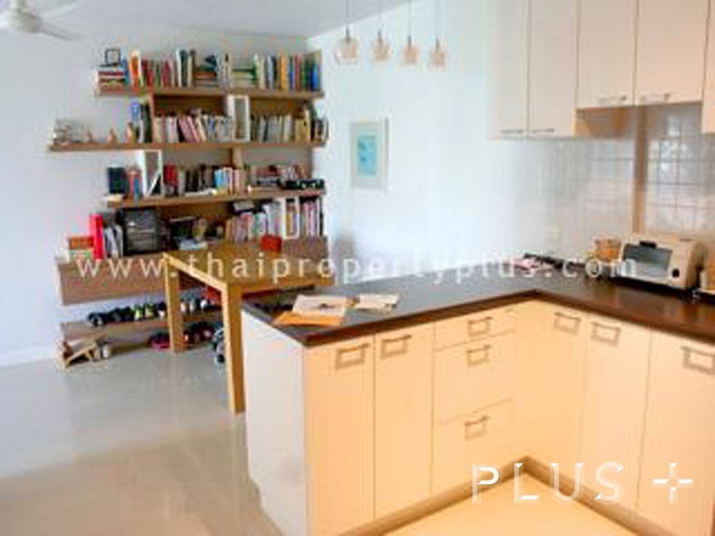 Green Condo mid Sathorn best for family